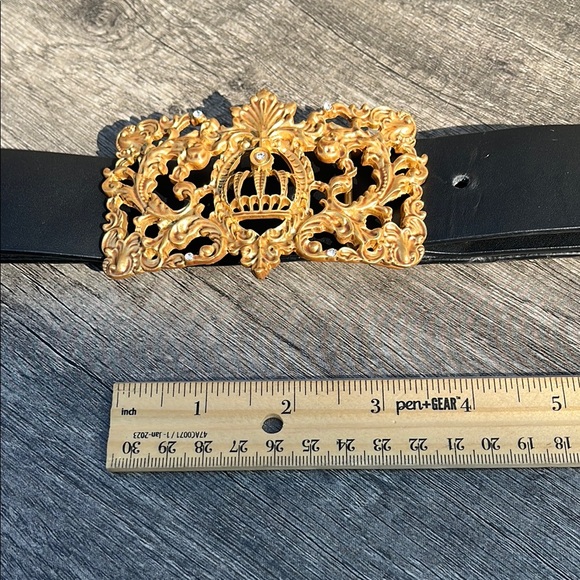 CAbi Black and Gold Baroque Belt - Picture 5 of 10